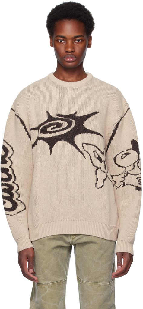Knitted Sweater Streetwear, Graphic Knit Sweater Outfit, Mens Crew Neck Sweater Outfit, Men’s Knitwear, Knit Sweater Streetwear, Graphic Sweater Outfit, Sweater Reference, Beige Cartoon, Streetwear Jumper