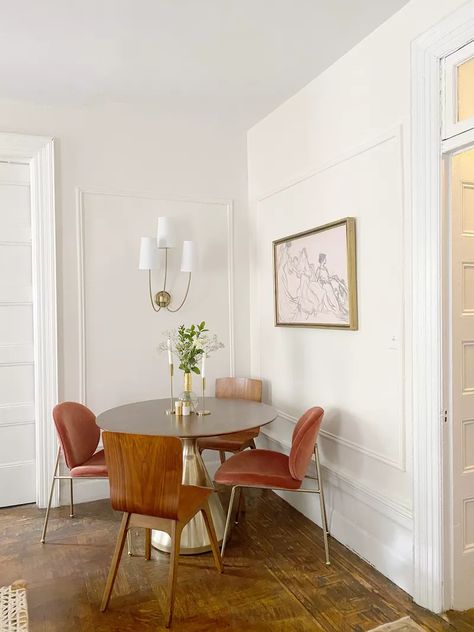 Essen, Small Space Dining Room, Small Dining Nook, Small Space Dining, Small Living Dining, Corner Dining Table, Dining Table Small Space, Parisian Living Room, Dining Room Nook