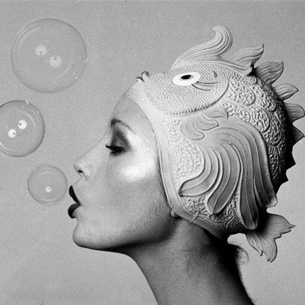 vintage swim cap Richard Avedon, Herbert List, Jerry Hall, Jean Shrimpton, Bathing Cap, Weird Vintage, Vintage Swim, Hot Lingerie, Blowing Bubbles