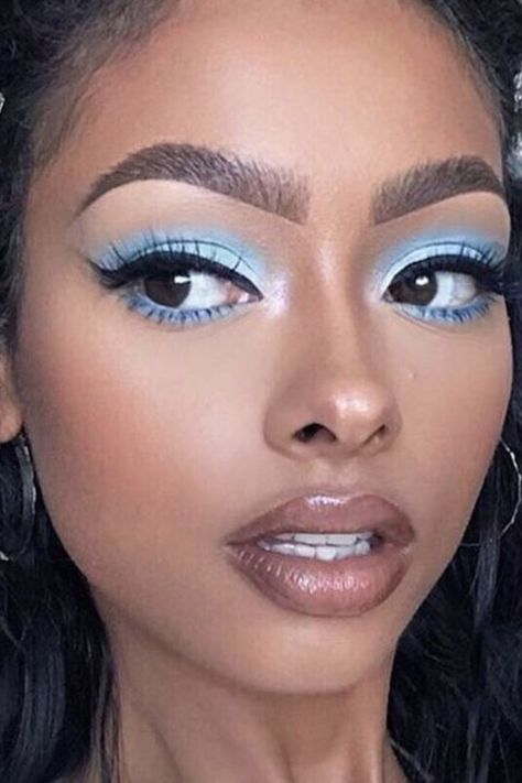 11 Trendy Y2K Makeup Looks That Are Back In Vogue Y2k Makeup Eyeshadow, Cute Y2k Makeup, Light Blue Eyeshadow Makeup, 90s Blue Eyeshadow, Easy Blue Eyeshadow Looks, Blue Y2k Makeup, Light Blue Quince Makeup, Soft Blue Eye Makeup, Light Blue Makeup Looks For Prom