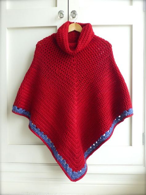 crochet poncho Free Crochet Pattern Poncho, Crochet Poncho Patterns Easy, Crochet Cape Pattern, Poncho Patterns, Poncho Design, Crochet Cape, Gilet Crochet, Cowl Neck Poncho, Poncho Crochet