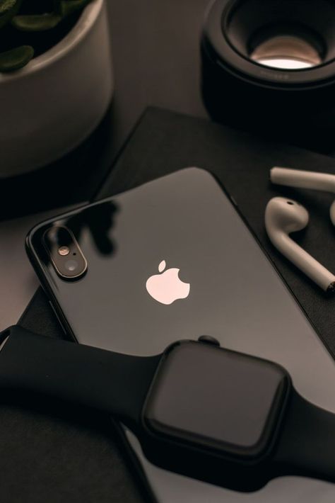 Apple Products Aesthetic, Aesthetic Apple Watch, Apple Gadgets Iphone, Apple Gadgets, Products Aesthetic, Mobile Phone Stands, Airpods Apple, Watch Apple, Phone Stands