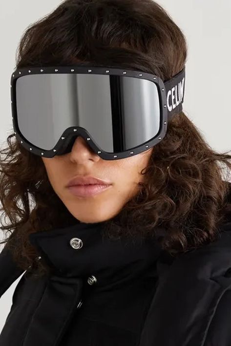 The Ski Rental Edit | SheerLuxe Biathlon, Ski Goggles Aesthetic, Goggles Outfit, Goggles Aesthetic, Womens Ski Goggles, Logo Ski, Mode Au Ski, Ski Googles, Skiing Goggles