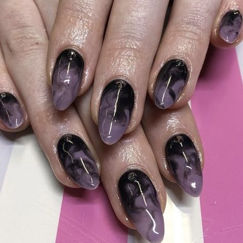 Halloween Nails Edgy, Alternative Fall Nails, Goth Almond Nails Short, Victorian Gothic Nails, Goth Dip Nails, Gel Nails Goth, Short Almond Nails Edgy, 90s Whimsigoth Nails, Whimsical Goth Nails