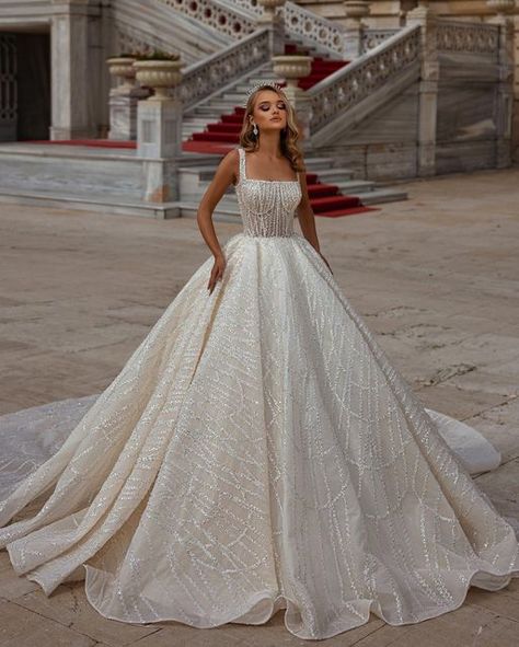 Long sleeve wedding gowns