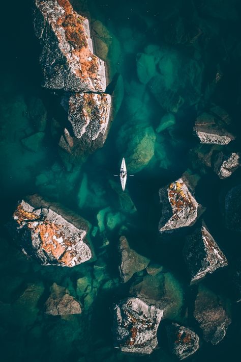 Stunning aerial photos of mountains, forests and oceans show the magnificent beauty of planet earth Drone Videography, Night Scenes, Aerial Photography Drone, Drone Images, Aerial Images, Aerial Drone, Drone Photos, Aerial Photo, Drone Photography