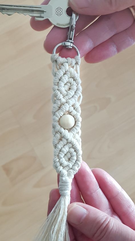 Rosebud Macrame Pattern, Macrame Keychain Tutorial, Keychain DIY ideas, Macrame Bead Keychain Diy, Gold Hoop Macrame Diy, Macrame Tassel Keychain, Makrame Keychain Diy, How To Macrame Keychain, Crafts With Wooden Beads, Macrame Keychain Tutorial Step By Step, Macrame Keychain Tutorials, Macrame Keychains Diy