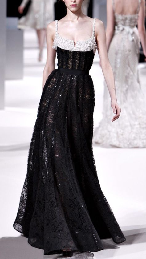 Elie Saab Couture, Elie Saab Spring, Couture, Runway Gowns, Stylish Short Dresses, Fashion Gowns, Formal Dresses Short, Couture Designers, Glam Dresses