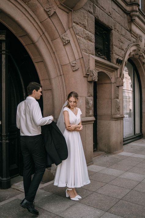 Modest Couple Poses, Mid Length Wedding Dress, Chanel Wedding Dress, Civil Marriage, The First Kiss, The Last Dance, Civil Wedding Dresses, Stylish Wedding Dresses, Wedding Picture Poses