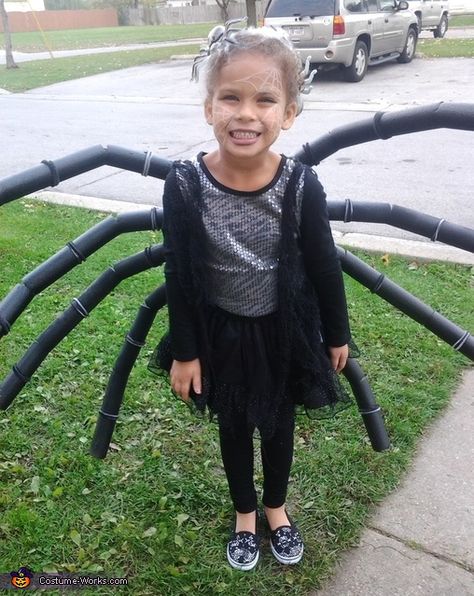 Jamie: Ava is wearing some black tights with black tutu, black and sequins shirt. Some black lacey material for a web like jacket. The legs are made out of pipe insulation... Charlotte’s Web Costume Diy, Diy Spider Legs Costume, Diy Spider Legs For Costume, Charlottes Web Costume Diy, Spider Web Costume Women, Easy Spider Costume, Spider Costume Diy, Tarantula Costume, Spider Costume Kids