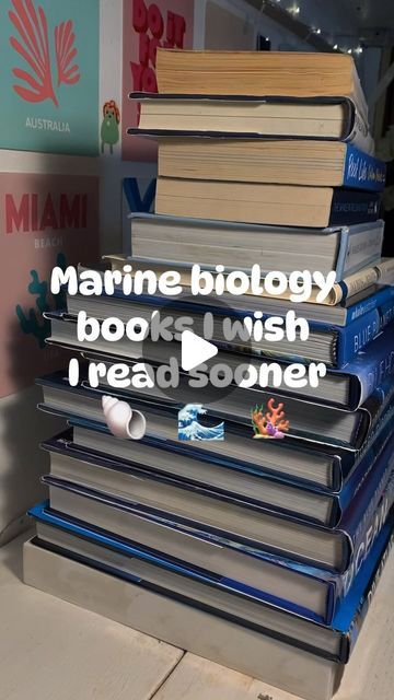 Books About Marine Biology, Marine Biology Sharks, Marine Biology Bedroom, Marine Biologist Notes Aesthetic, Studying Marine Biology, Marine Biologist Aesthetic Notes, Marine Biology Book, Marine Biology Facts, Marine Biology Notebook