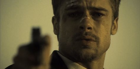 Seven Brad Pitt, Se7en 1995, Film Seven, Brad Pitt Movies, Seven Movie, Mulholland Drive, Septième Art, David Fincher, Kevin Spacey