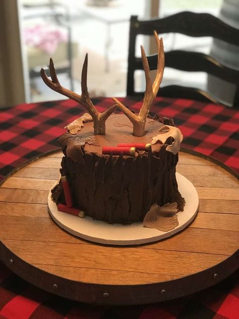 Pastel, Hunter Birthday Party Ideas, Hunting Birthday Party Decorations, Hunting Birthday Cakes, Deer Hunting Birthday, Hunter Birthday, Deer Birthday Party, Hunting Birthday Party, Hunting Cake