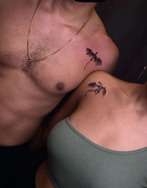 Tattoo Ideas For Men And Women Friends, Unique Wrist Tattoos Men, Chest Tattoo Aesthetic Men, Unique Small Couple Tattoos Ideas, Small Tattoos Siblings, Fine Line Tattoo Matching, Minimalist Tattoo Men Chest, Best Friend Fine Line Tattoo, Matching Couple Tattoos Unique Simple