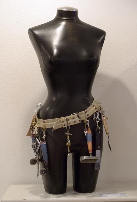 “Chatelaine Belt with Amethyst & Pearls” by artist Tillie Belle Urban. Cool Belts Aesthetic, Chatelaine Diy How To Make, Chatelaine Belt, Sporty Accessories, Belt Aesthetic, Artist Clothes, Belts Aesthetic, Artist Accessories, Cupcake Costume