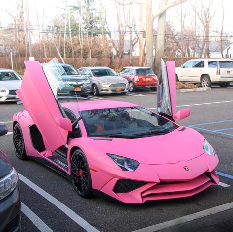 Lamborghini Aventador Super Veloce wrapper in Matte Pink Photo taken by: @nycexotics on Instagram Lamborghini Veneno Horsepower, Pink Lamborghini, Xe Ducati, Aventador Lamborghini, Lamborghini Lamborghini, Photo Profile, Chocolate Boys, Luxury Sports Cars, Top Luxury Cars