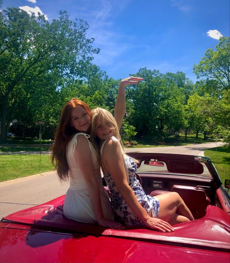 Car Photoshoot Senior, Summer Convertible Aesthetic, Prom Car Poses, Car Prom Pics, Convertible Photoshoot Ideas, Prom Photos With Car, Prom Poses With Car, Convertible Car Photoshoot, Prom Car Pictures