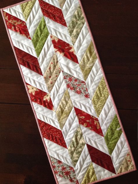 (c) 2014 by hs Patchwork, Couture, Half Square Triangle Table Runner Pattern, Half Square Triangle Table Runner, Quick Quilting Projects, Triangle Table Runner, Triangle Table, Chevron Table Runners, Quilt Table