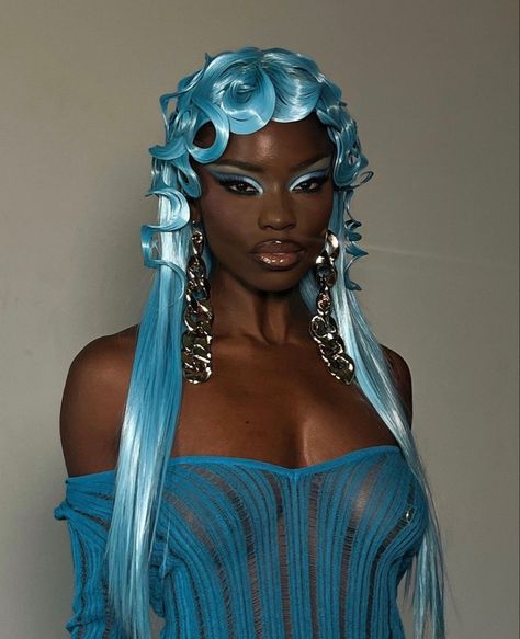 Afrofuturism Hairstyles, Mullet Box Braids, Short Fantasy Hair, Ethereal Fits, Editorial Braids, Unique Black Hairstyles, Avant Garde Hairstyles, Afrofuturism Fashion, Futuristic Hairstyles