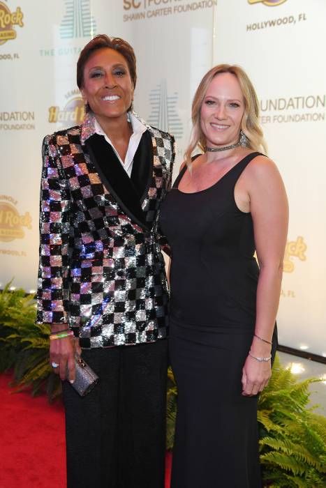 GMA's Robin Roberts and partner Amber reveal incredible feature inside family home - and fans react | HELLO! Amy Robach, George Stephanopoulos, Pool Photo, Robin Roberts, Michael Strahan, Live On Air, Pool Photos, Return To Work, People Magazine