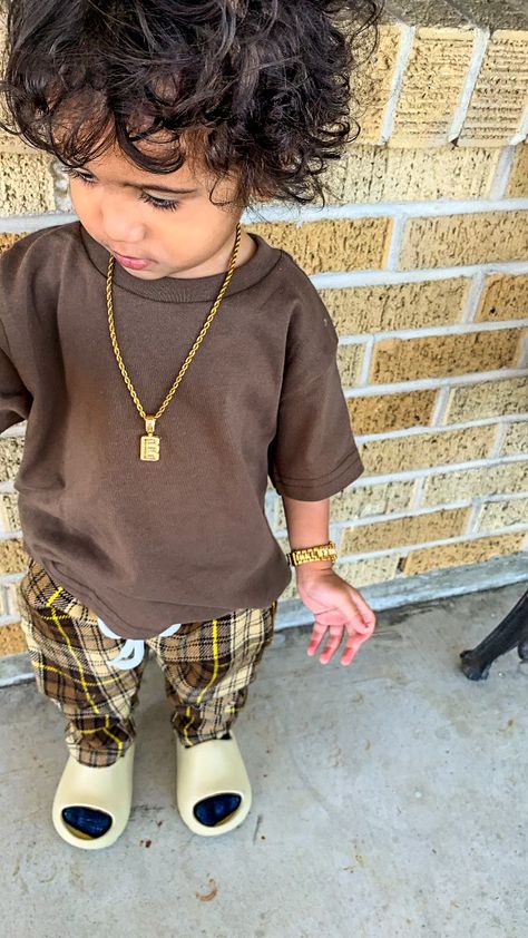 Mixed Baby Boy Outfits, Black Toddler Boy Outfits, Cute Toddlers Boys, Toddler Boy Outfits Black Boys, Kid Boy Outfits, Baby Boy Style Newborn, Boy Kids Outfits, Boy Baby Outfits, Baby Boy Aesthetics