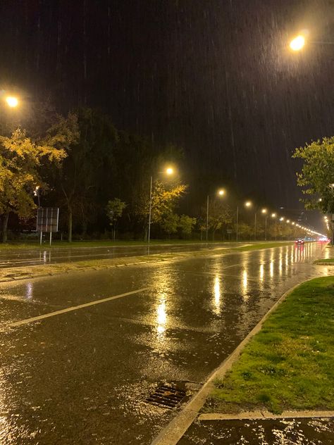 rainy weather and lonely streets Rainy Neighborhood, Rainy Street Night, Rain Scenery, Rainy Sky, Rainy Street, Night Walk, Night Walking, Rainy Weather, Beach Landscape