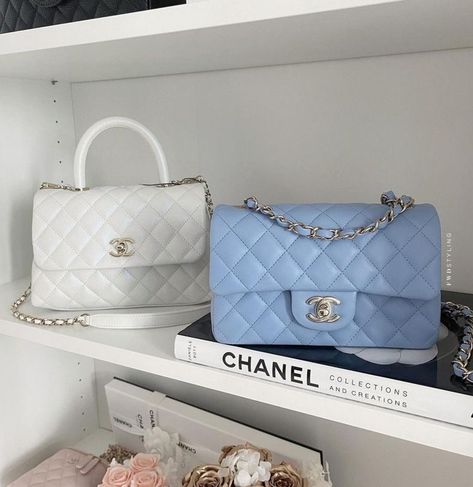 Chanel Bag Vintage, Twisted Love, Trendy Purses, Tas Chanel, Luxury Bags Collection, Aesthetic Bags, Bleu Pastel, Chanel Collection, Bag Chanel