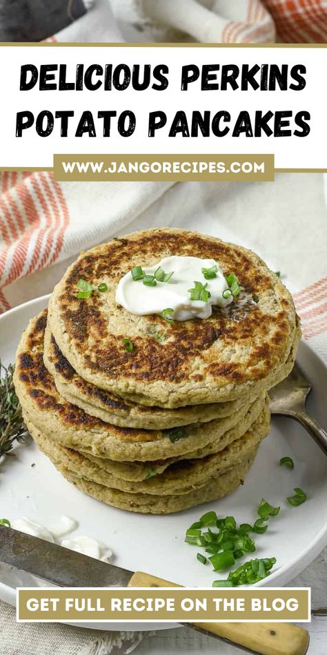 Perkins potato pancakes are one of the easiest pancakes to make and you can add a variety of toppings along with the pancakes. #DeliciousPerkinsPotatoPancakes #Recipes Perkins Potato Pancake Recipe, Vegetarian Pancakes, High Protein Pancakes, Potatoe Pancake Recipe, Fresh Potato, Food Advice, Potato Pancakes, Pancakes Easy, Protein Pancakes