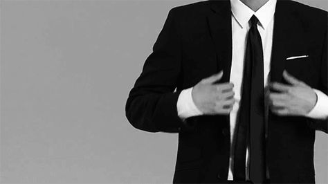 Nice Hands, Bittersweet Memories, Man Gif, Dapper Suits, 남자 몸, Modern Gentleman, Sharp Dressed Man, Trik Fotografi, Christian Grey