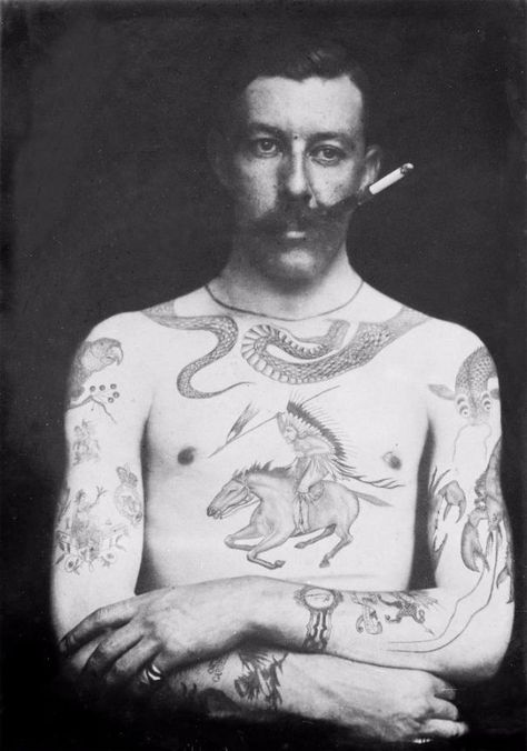 vintage everyday: Tatted Up in Victorian Times: Fascinating Photos Show the Work of One of Britian's First Tattoo Artists Sutherland Macdonald Victorian Tattoo, British Tattoo, Chris Garver, Monami Frost, History Tattoos, Arte Punk, 4 Tattoo, Tattoo People, William Adolphe Bouguereau