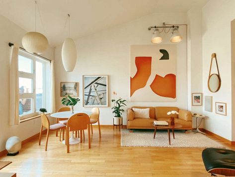 In the Glow: A Bright Bushwick Apartment, Courtesy of eBay, Craigslist, and Clever DIY Ideas - Remodelista Kitchen Workspace, Island Seating, Tiny Loft, Best Homes, Red Table Lamp, Interesting Story, Budget Design, Design Hack, Granite Kitchen