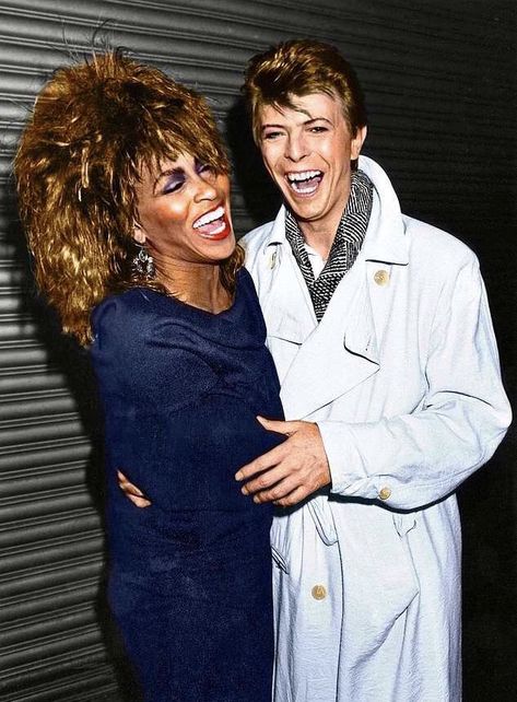 Bowie Tina Turner Proud Mary, Jimi Hendrix Poster, Soul Singers, Tina Turner, Mick Jagger, Happily Married, Music Legends, Female Singers, Music Star