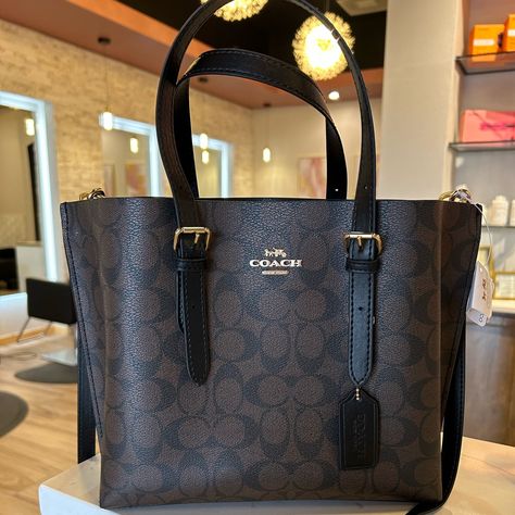 Coach Tote Purse. New With Tags. Coach Travel Bag, Mom Purse, New Coach Handbags, Mom Purses, Purse Aesthetic, Coach Tote Bag, Black Coach Purses, Coach Tote Bags, Bags Coach