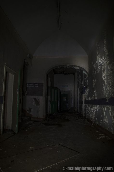 St Georges Mental/Lunatic Asylum 2014 - © www.malekphotography.com #mentalasylum #mentalhospital #asylum #stgeorges #stgeorgesasylum #urbanexploration #urbex #ue #abandoned #derelict #decay Stay updated at https://www.facebook.com/malekphotographyuk Nature, Abandoned Hospital Creepy Mental Asylum, Mental Asylum Room, Horror Core, Haunted Asylum, Scary Pics, Haunted Hospital, Haunted Asylums, Abandon Places