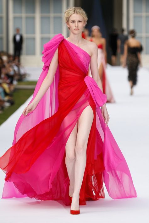 Draped Gown, Drape Gowns, Ralph Russo, Ralph And Russo, Couture Gowns, Fuchsia Pink, Pink Silk, Mode Inspiration, Couture Collection