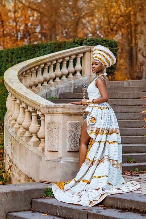 Yellow African Wedding Dress, South Africa Wedding Dress, Modern Traditional Outfits African, African Royalty Fashion, Modern South African Traditional Dresses, Female Ankara Styles, African Wedding Dress Ankara, Ankara Wedding Dress, African Traditional Clothing