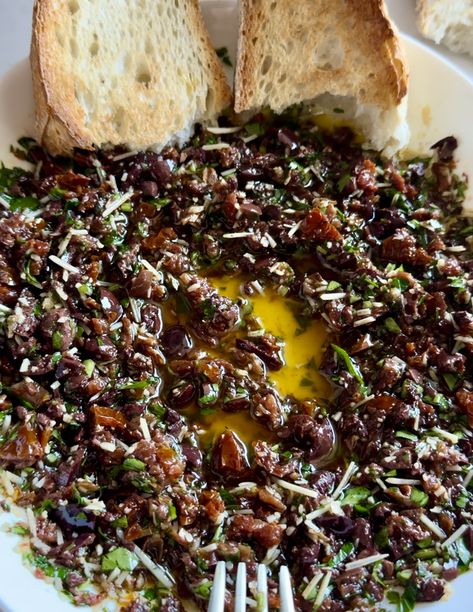 Easy Italian Olive Tapenade Black Olives Recipes, Olive Tapenade Recipe, Tapenade Recipe, Hungry Happens, Cheese Course, Italian Olives, Olive Recipes, Greek Olives, Olive Tapenade