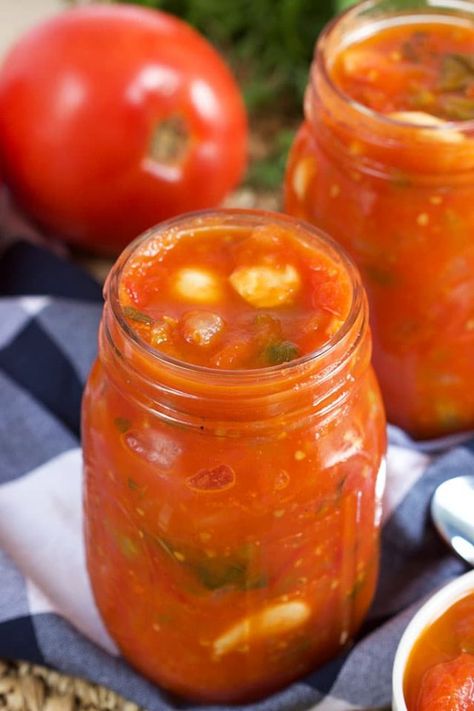 How to Make Italian Style Stewed Tomatoes - The Suburban Soapbox Canning Tomato Recipes Ideas, Italian Stewed Tomatoes Recipe, Stewed Tomatoes Canning Recipe, Stewed Tomatoes Recipe, Simple Canning, Stewed Tomato Recipes, Canning Instructions, Italian Stew, Gnocchi Pesto