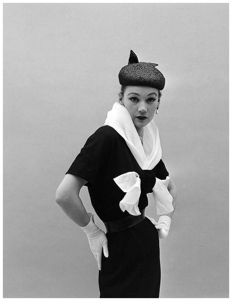 Sophie in Givenchy’s slim dress with white organdy fichu, photo by Nat Farbman, Feb. 1952 Couture, Sophie Malgat, Givenchy Fashion, Fashion 1950, Givenchy Dress, Classic Glamour, Decades Of Fashion, Vintage Givenchy, Fashion 1960s