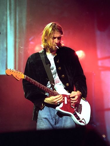 kurt cobain - My band used to share space with Hole. When Kurt died, this guitar was in the practice space.  The case was covered 100% with duct tape.  I took a strip for myself. Dave Grohl, Frances Bean Cobain, Donald Cobain, Nirvana Kurt Cobain, Nirvana Kurt, Musica Rock, Fender Jaguar, Courtney Love, New Rock