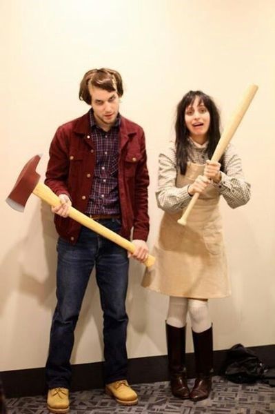 A Shining Example of Horror Cosplay Movie Character Couple Costumes, Movie Character Couples, Halloween Costume Ideas Diy, Diy Halloween Couples, Halloween Costume Couple, Meme Costume, Couples Halloween Costume, Unique Couple Halloween Costumes, Halloween Costumes Diy Couples