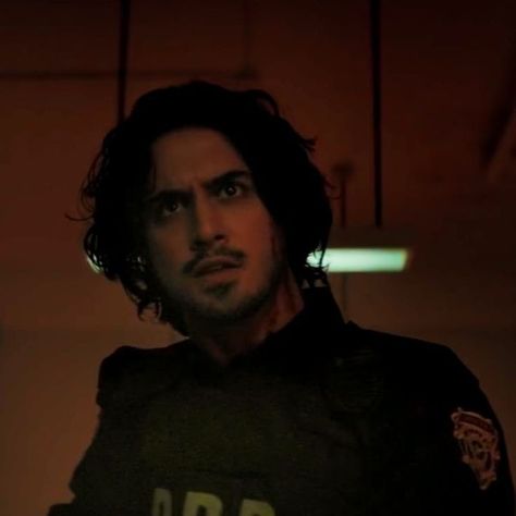 Leon Scott Kennedy from Resident Evil Welcome to Racoon City 2021 movie Avan Jogia, Avan Jogia Resident Evil, The Evil Within Game, Guys My Age, Resident Evil Funny, Evil Games, Leon Scott, Nijirô Murakami, The Evil Within