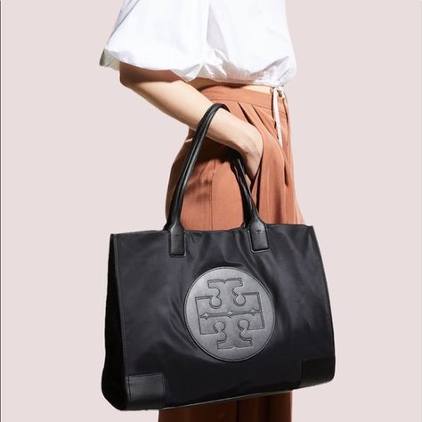 Tory Burch Ella tote bag black matte Brand new Tory Burch Ella Tote Bag, Tory Burch Tote Bag, Tory Burch Ella Tote, Luxury Stuff, Ella Tote, Tory Burch Ella, Bag Interior, Tory Burch Tote, Tote Bag Black