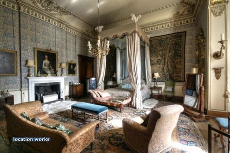 Tapestry Bedroom. Belvoir Castle. The Bed was made for the film 'Victoria'. Victoria Bedroom, Palace Bedroom, Castle Tapestry, Family Tapestry, Belvoir Castle, Castle Bedroom, Royal Bedroom, Tapestry Room, Palace Interior