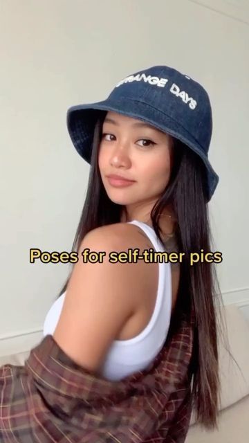 Selfie Tips, Pose Portrait, Fotografi Iphone, Fotografi Digital, 사진 촬영 포즈, Fotografi Editorial, Selfie Poses Instagram, Photography Posing Guide, Foto Tips