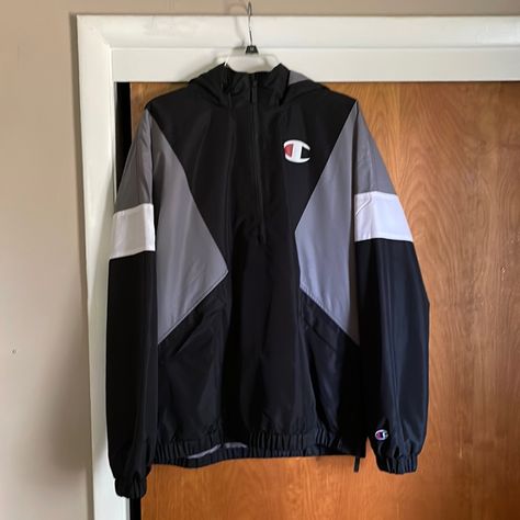 Nylon Champion Pullover Brand New No Tags Never Worn Insulted Jacket Champion Logos Are Screen Print Tela, Logos, Long Sleeve Activewear, Windbreaker Jacket Mens, Champion Pullover, Champion Jacket, Champion Logo, Champion Shirt, Fall Jackets