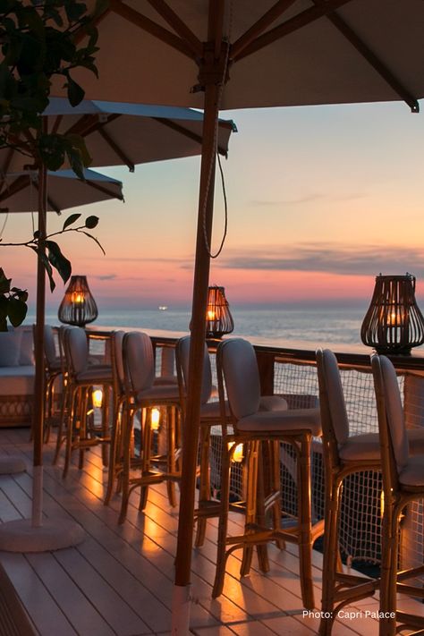 Capri Palace : Luxury Hotels In Capri Rooftop Cafe Aesthetic, Beach Hotel Restaurant, Beach View Restaurant, Restaurant On The Water, Beach Bars Design, Restaurant By The Beach, Beach Hotel Aesthetic, Beach Hotel Design, Beach Restaurant Aesthetic