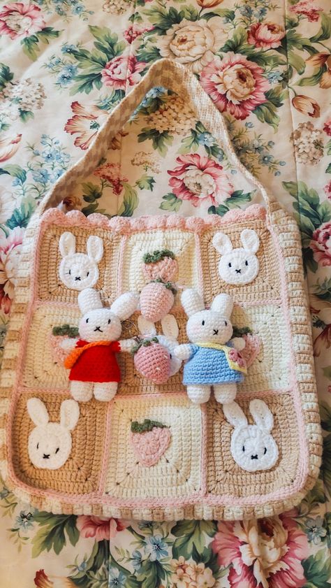 Miffy-inspired bag with matching keychains. The cutest bag I've ever made! Check out my IG @pandaisys for more 💕 #crochet Miffy Crochet Granny Square, Miffy Granny Square, Crochet Miffy Bag, Matching Crochet Keychains, Miffy Crochet, Origami Projects, Matching Friend, Coaster Pattern, Crochet Fairy