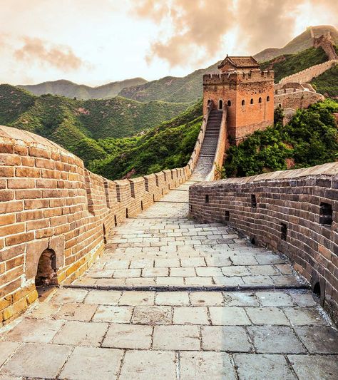 Naha, China Facts, The Great Wall Of China, Great Wall Of China, Seven Wonders, Great Wall, China Travel, Beautiful Places To Travel, Travel Goals