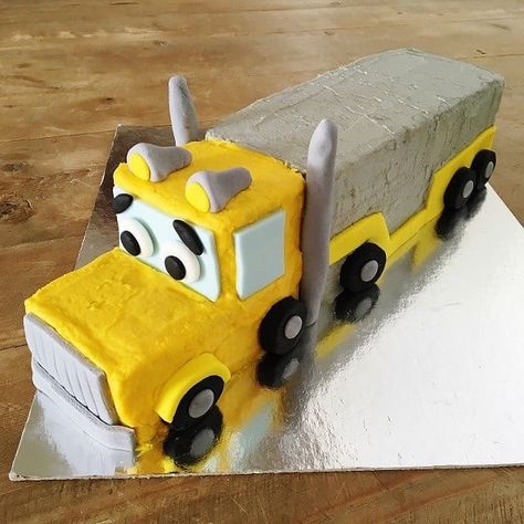 Semi Birthday Cake, Semi Truck Cakes, Truck Birthday Cake, Truck Birthday Cakes, Semi Trailer Truck, Truck Cake, Diy Birthday Cake, Truck Cakes, Cake Templates